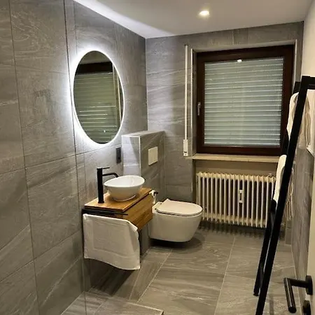 Alpentraum: Luxuswohnung Mit Atemberaubendem Blick דירה