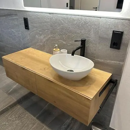 Alpentraum: Luxuswohnung Mit Atemberaubendem Blick דירה *
