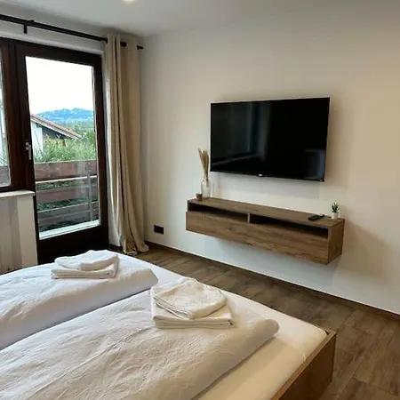 Alpentraum: Luxuswohnung Mit Atemberaubendem Blick דירה *